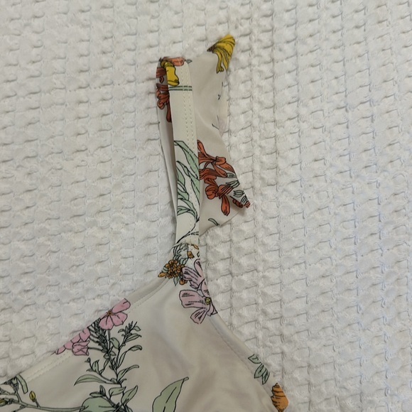 Floral Kona Sol Bikini set - Picture 4 of 10